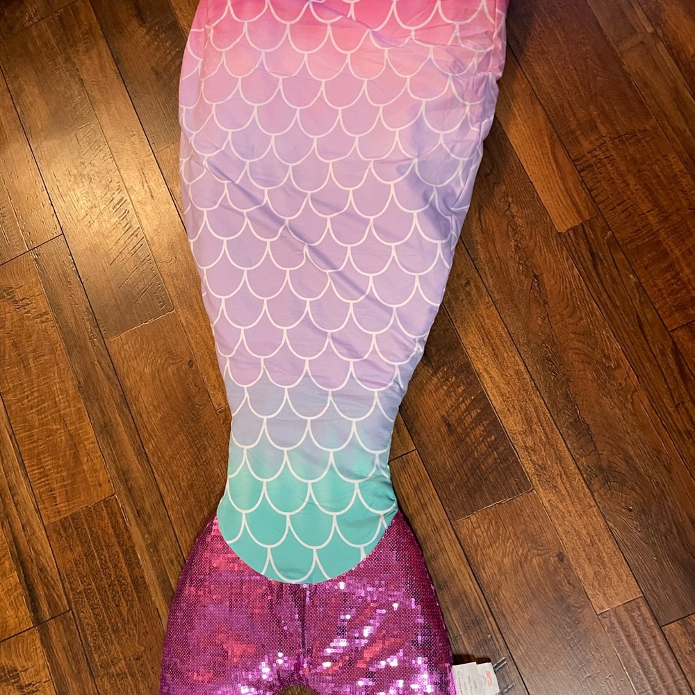 Mermaid tail blanket